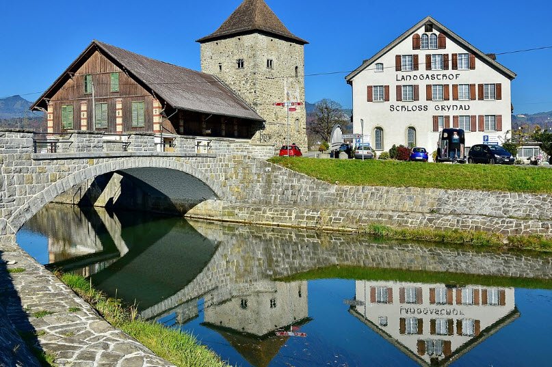 Grynau Castle, Tuggen, Switzerland, Switzerland